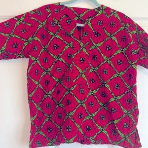 New-African Top. Size Small. Hot Pink w/Green Accents